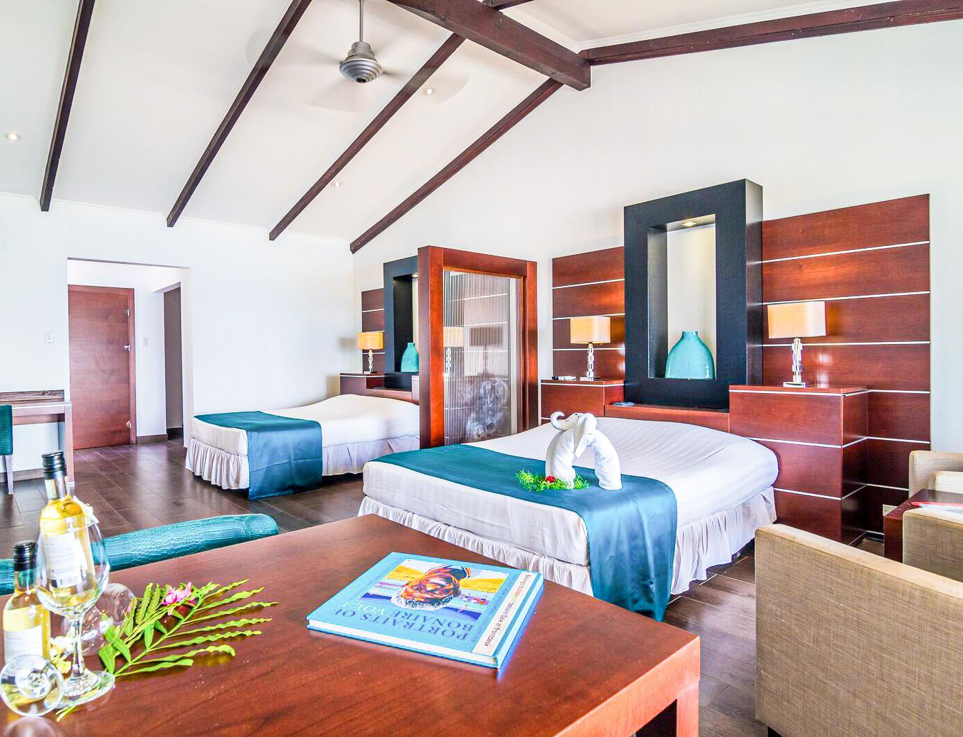 Van Der Valk Plaza Beach & Dive Resort Bonaire Kralendijk  Ngoại thất bức ảnh